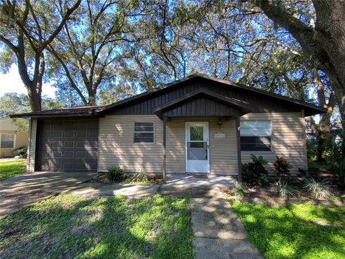 39648 Meadowood Loop, ZEPHYRHILLS, FL, 33542-6715 | Card Image
