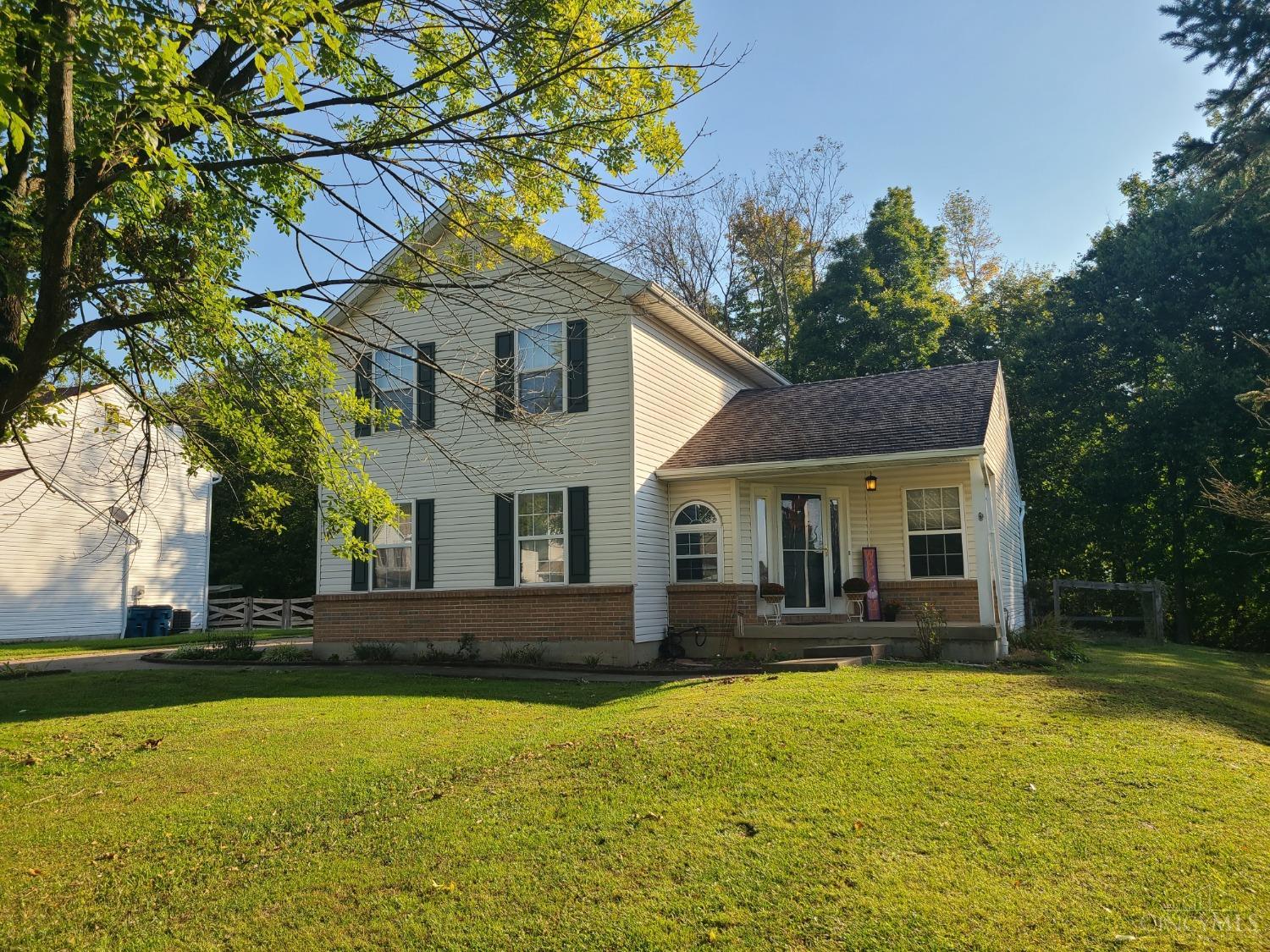 Pebble Creek Ln, Amelia, OH 45102