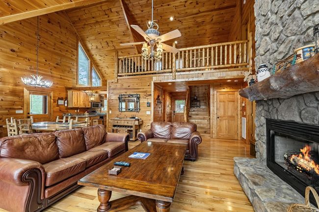 1036 Laurel Creek Trl, Home with 3 bedrooms, 4 bathrooms and null parking in Cherry Log GA | Image 12