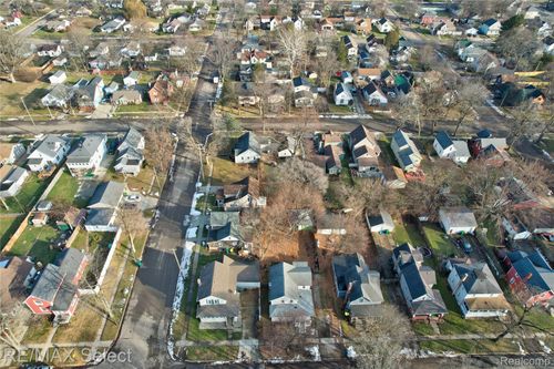 310 N Mercer St, Durand, MI, 48429-1334 | Card Image