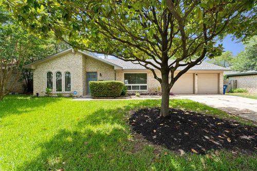 8904 Pointer Ln, Austin, TX, 78758-6441 | Card Image