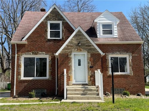 24420 Glenbrook Blvd, Euclid, OH, 44117-1902 | Card Image