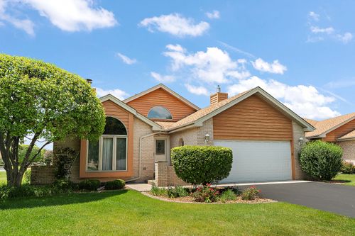 18414 Pine Lake Dr, Tinley Park, IL, 60477-4800 | Card Image