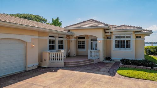 2542 S Peninsula Dr, Daytona Beach Shores, FL, 32118-5527 | Card Image