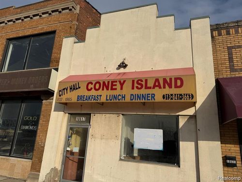 10617 W Jefferson Ave, River Rouge, MI, 48218-1229 | Card Image