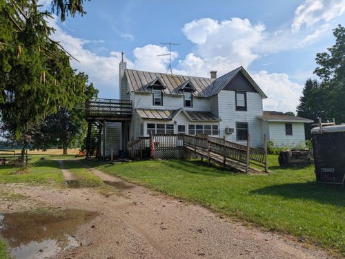 320 E Long Lake Rd, Orleans, MI, 48865-9691 | Card Image