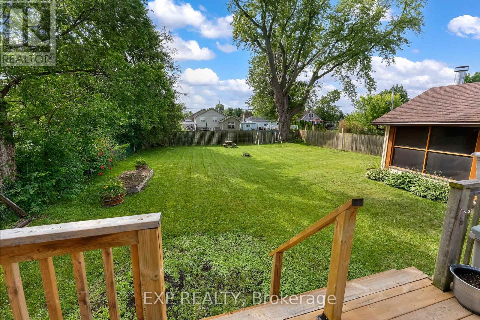 Residential in Niagara Falls (Chippawa) 4