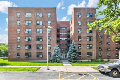 1C - 211-06 75th Avenue, Home with 1 bedrooms, 1 bathrooms and null parking in Oakland Gardens NY | Image 2