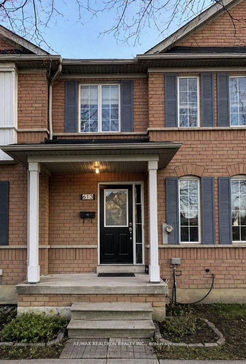 613 S Unionville Ave, Unionville, ON, L3R4T4 | Card Image