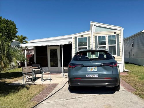 4710 Split Log Ln, ESTERO, FL, 33928-3678 | Card Image