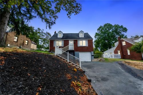 224 Logan Rd, Bethel Park, PA, 15102-1243 | Card Image