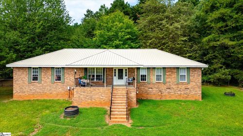 150 Cedar Hill Dr, Seneca, SC, 29672-9001 | Card Image