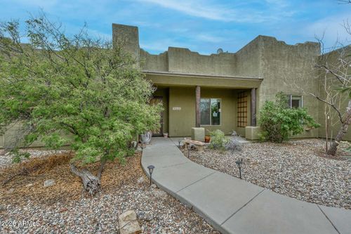 210 W Yucca Ln, New River, AZ, 85087-7122 | Card Image