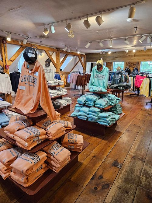 312 Daniel Webster Hwy, Meredith, NH, 03253-5863 | Card Image