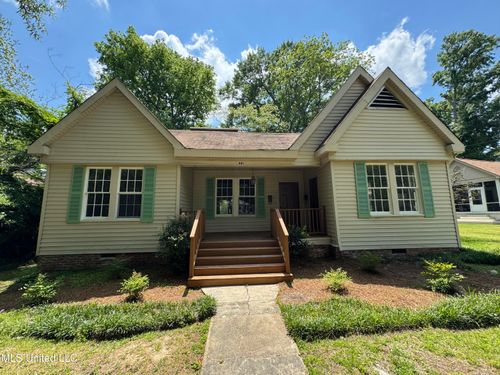 e-441 Downing St, Jackson, MS, 39216-3008 | Card Image