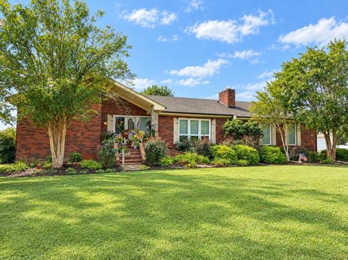 124 Johns Creek Rd, Lafayette, TN, 37083 | Card Image
