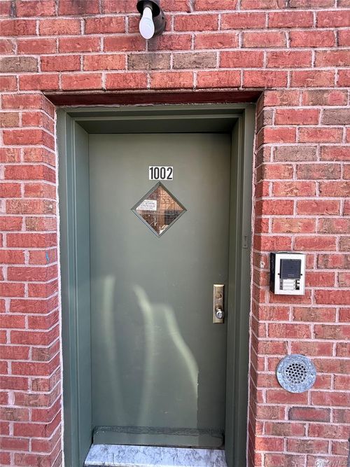 1002 Boynton Ave, Bronx, NY, 10472-5810 | Card Image