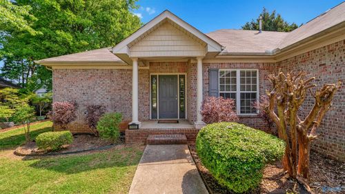109 Dupont Cir, Madison, AL, 35758-6285 | Card Image