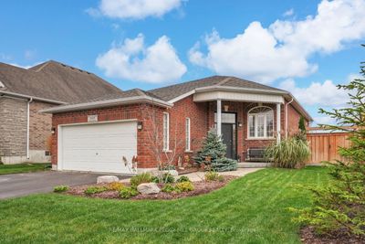 414 Greenwood Dr, House other with 3 bedrooms, 3 bathrooms and 4 parking in Angus ON | Image 1