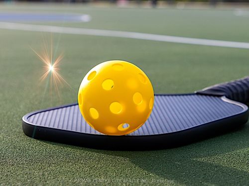 284 Adelaide St S, London, ON, N5Z3L1 | Card Image