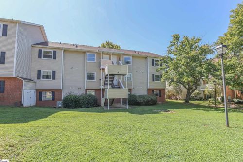 unit-302-2601 Duncan Chapel Rd, Greenville, SC, 29617-7239 | Card Image