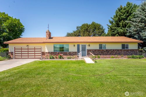 4934 Road L.9 Ne, Moses Lake, WA, 98837-9190 | Card Image
