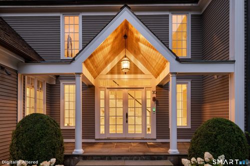 30 Soundview Farm, Weston, CT, 06883-2628 | Card Image