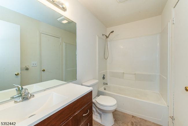 21 Great Horned Owl Ct, Townhouse with 2 bedrooms, 1 bathrooms and null parking in Hackettstown NJ | Image 13
