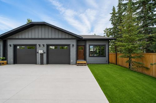 1175 James Ave, Pincher Creek, AB, T0K1W0 | Card Image