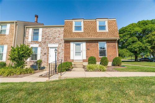 1420 Old Town Ct, Beavercreek, OH, 45434-6935 | Card Image