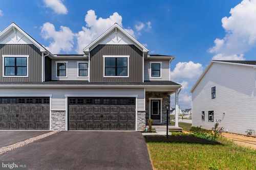 D12 Brittany Dr, MECHANICSBURG, PA, 17050 | Card Image