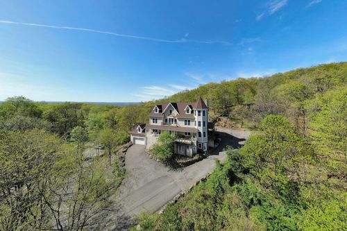 405 Christian Herald Rd, Valley Cottage, NY, 10989-2235 | Card Image