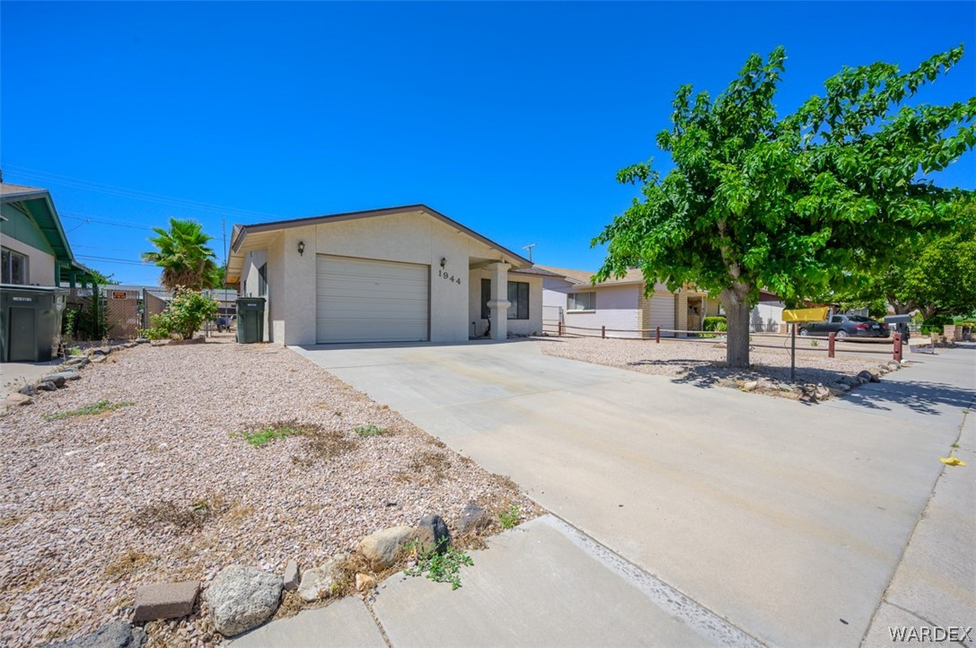 Detroit Ave, Kingman, AZ 86401