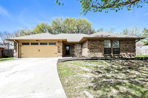 5 Hastings Ct, Mansfield, TX, 76063-3327 | Card Image