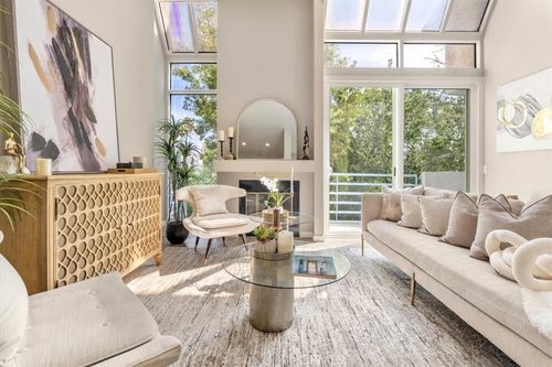 303-5151 Balboa, Encino, CA, 91316 | Card Image