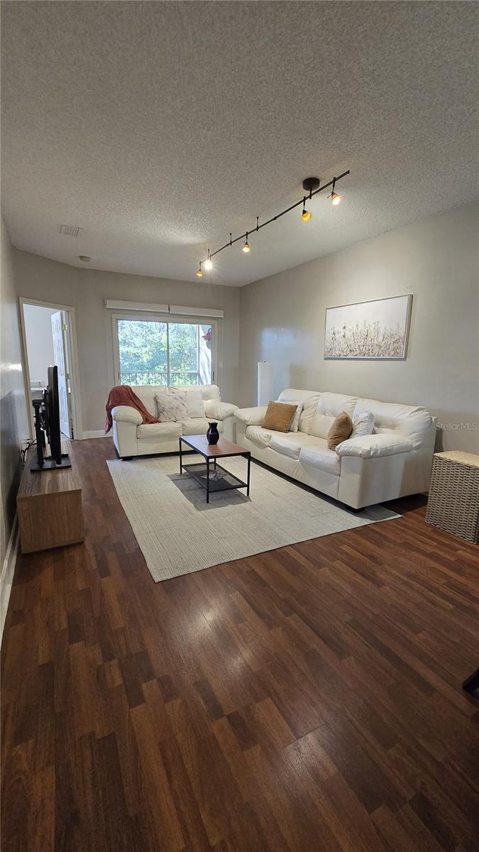 Residential in KISSIMMEE 4