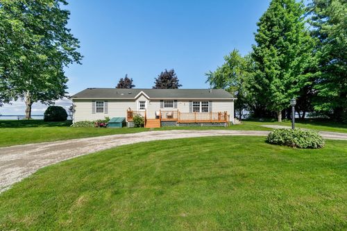 720 Country Club Road, Swanton, VT, 05488 | Card Image