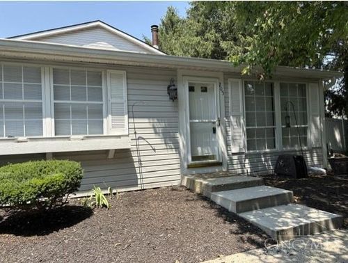 111 Ridge Rd, Lebanon, OH, 45036-1600 | Card Image