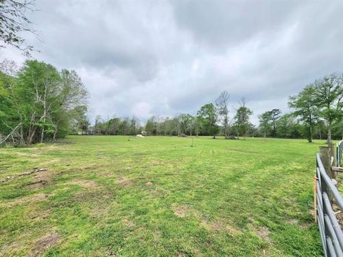 215 County Road 734, Buna, TX, 77612-3776 | Card Image