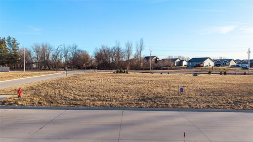 1284 Nw 28th St, Grimes, IA, 50111-2708 | Card Image