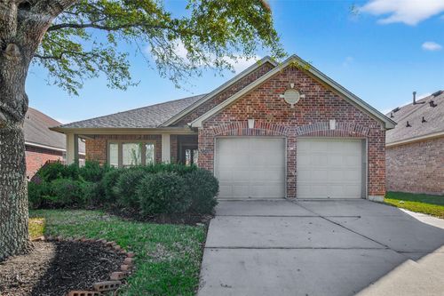13406 Moonlit Lake Ln, Pearland, TX, 77584-3733 | Card Image