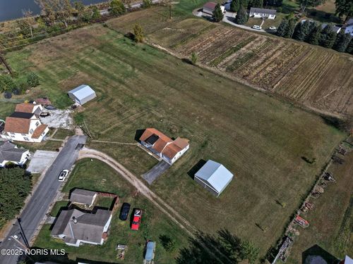 140 Hobson Street, Bellevue, OH, 44811 | Card Image