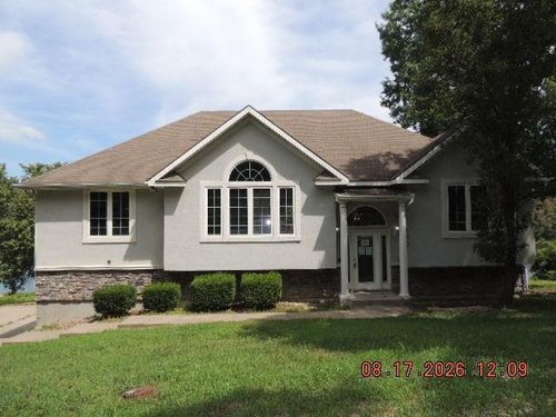 31946 Timberlake Dr, Excelsior Springs, MO, 64024-7225 | Card Image