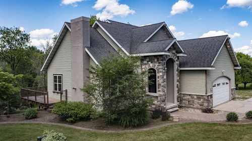 N5532 Spring Creek Road, LITTLE WOLF, WI, 54949 | Card Image