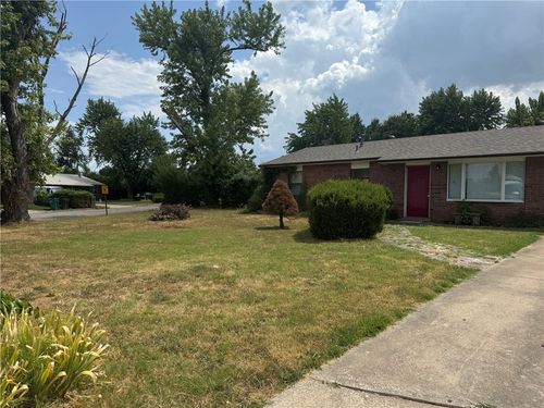 708 N 12th Pl, Rogers, AR, 72756-3486 | Card Image