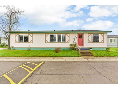 69-700 N Mill St, Creswell, OR, 97426-9681 | Card Image