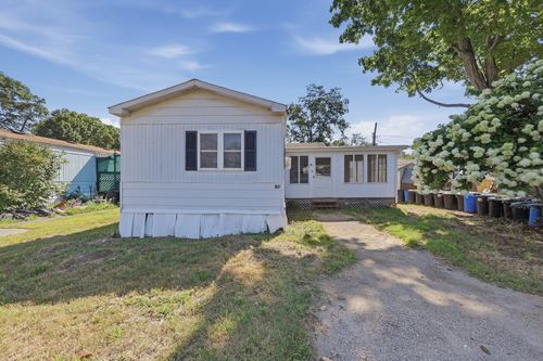1n-194 Lafayette Rd, Salisbury, MA, 01952-1537 | Card Image
