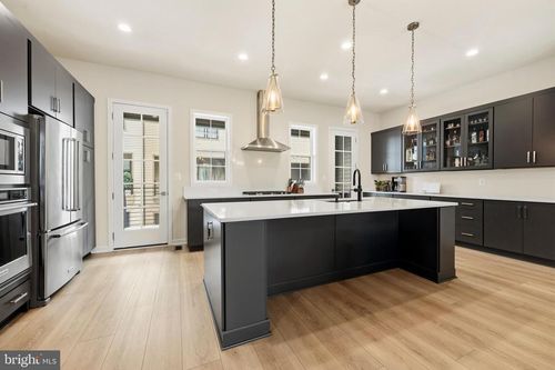 43416 Grandmoore St, ASHBURN, VA, 20148-7734 | Card Image