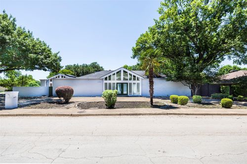 6954 Leameadow Dr, Dallas, TX, 75248-5518 | Card Image