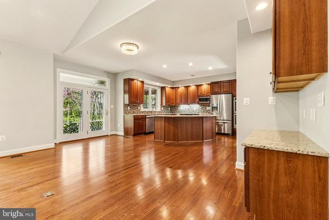 8092 Crooked Oaks Ct, House other with 3 bedrooms, 3 bathrooms and null parking in GAINESVILLE VA | Image 22